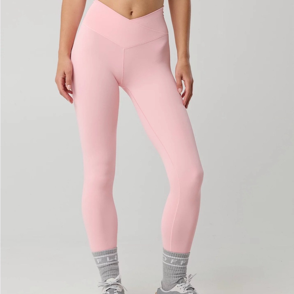 High-Rise V-Waist Pink Leggings